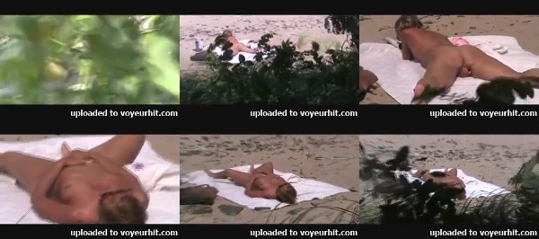 [Image: 2129_SmallNude_Voyeur_Catches_Milf_On_A_..._Beach.jpg]