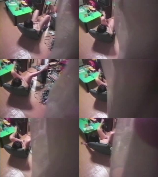 [Image: 1204_Spy_Girl_Masturbating_Before_Front_...en_Cam.jpg]
